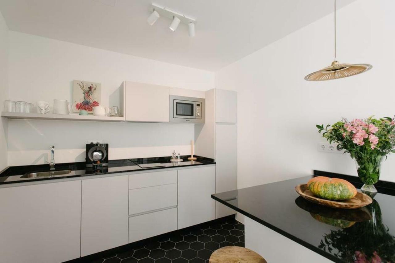 Apartamentos Rg Suites Plaza Del Salvador Sevilla Kültér fotó